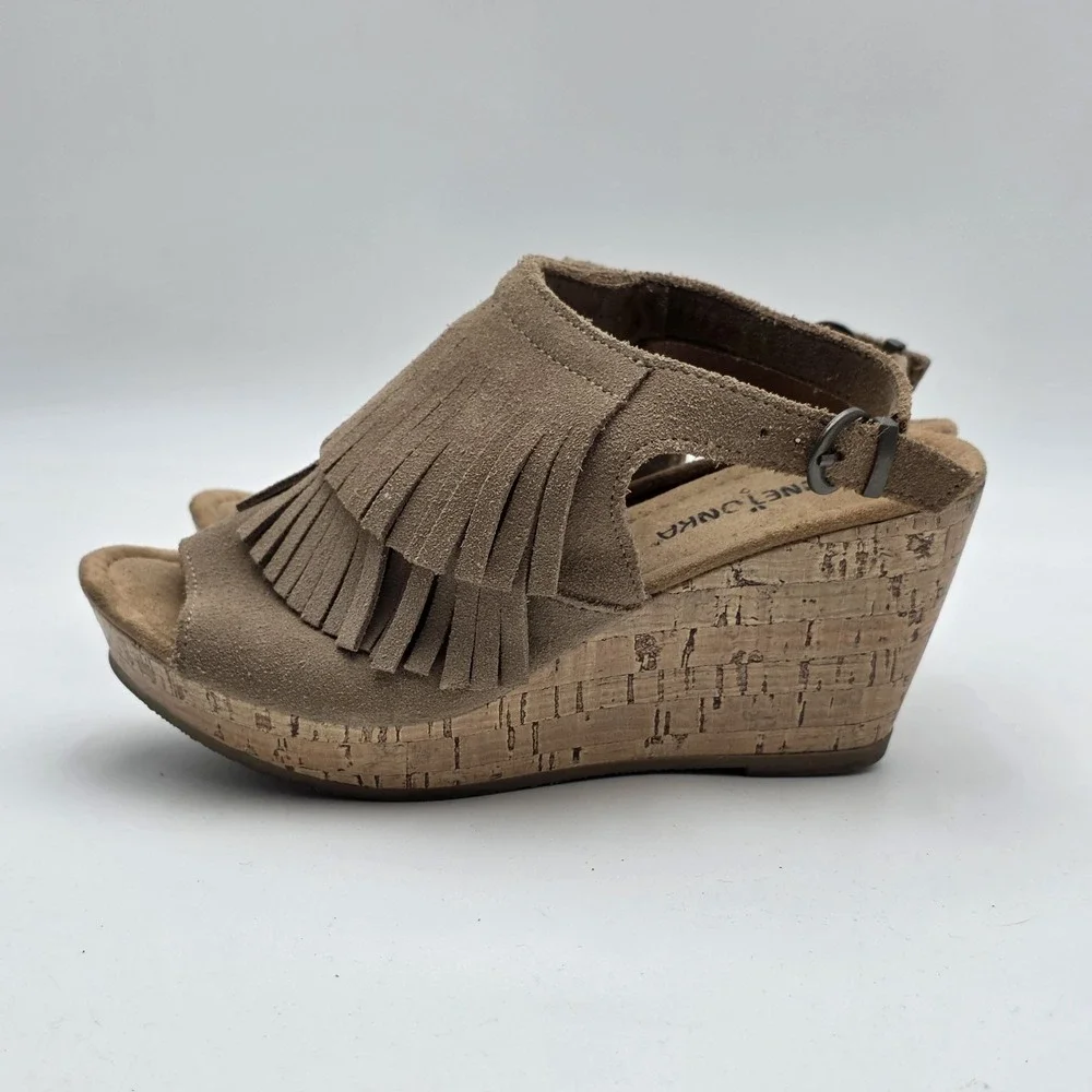 Minnetonka Ashley Fringe Espadrille Wedge Sandals US Size 6 M Taupe Brown Boho